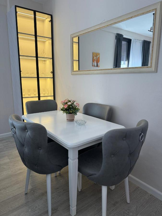 Sc Tirana Centre Apartment Exteriör bild