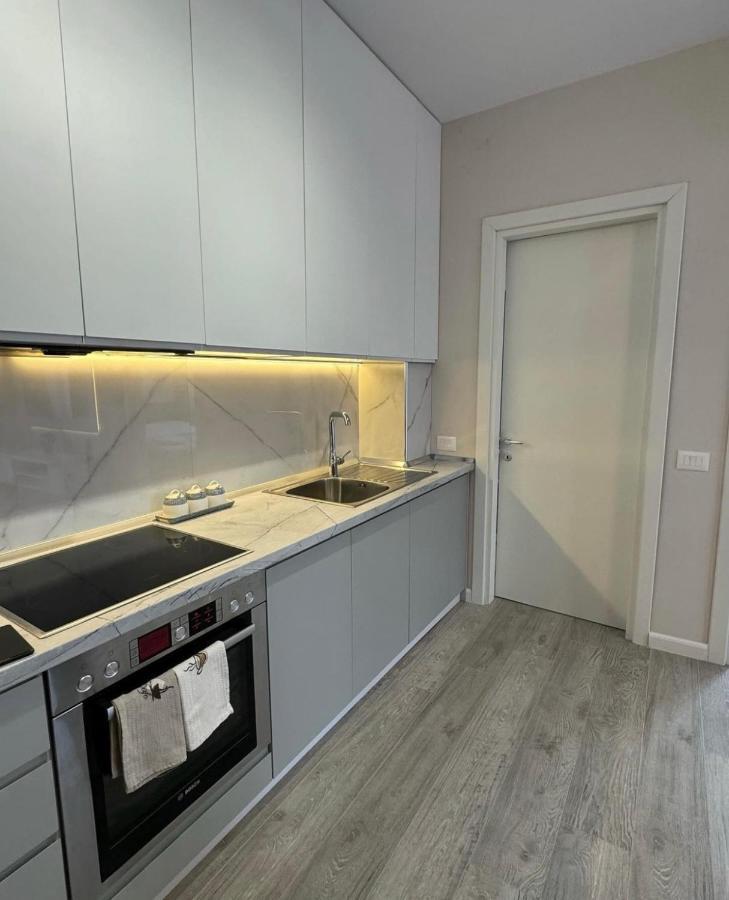 Sc Tirana Centre Apartment Exteriör bild